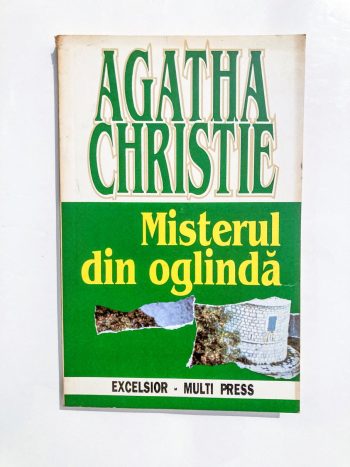 Misterul din oglindă